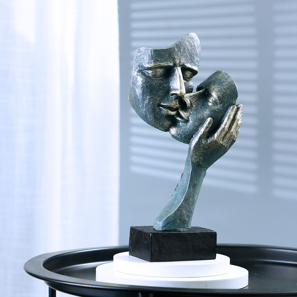 Kissing Face Mask Sculpture, H – обзор и цена Resin Art Unique Ideas